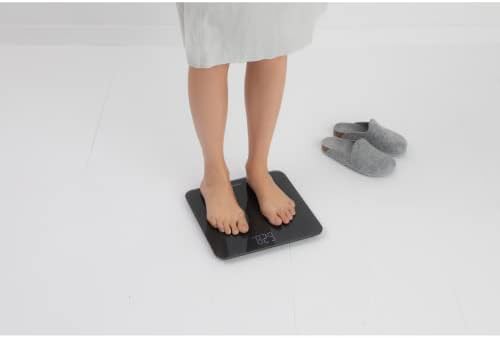 Dark gray digital scale with backlit display — photo 4