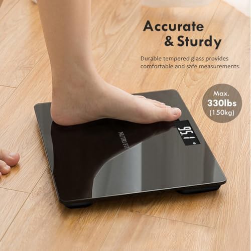 Digital bathroom scale with two AAA batteries — photo 3